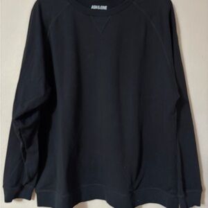 Ash & Erie Men's Classic Black long sleeved, Crewneck Sweatshirt premium.